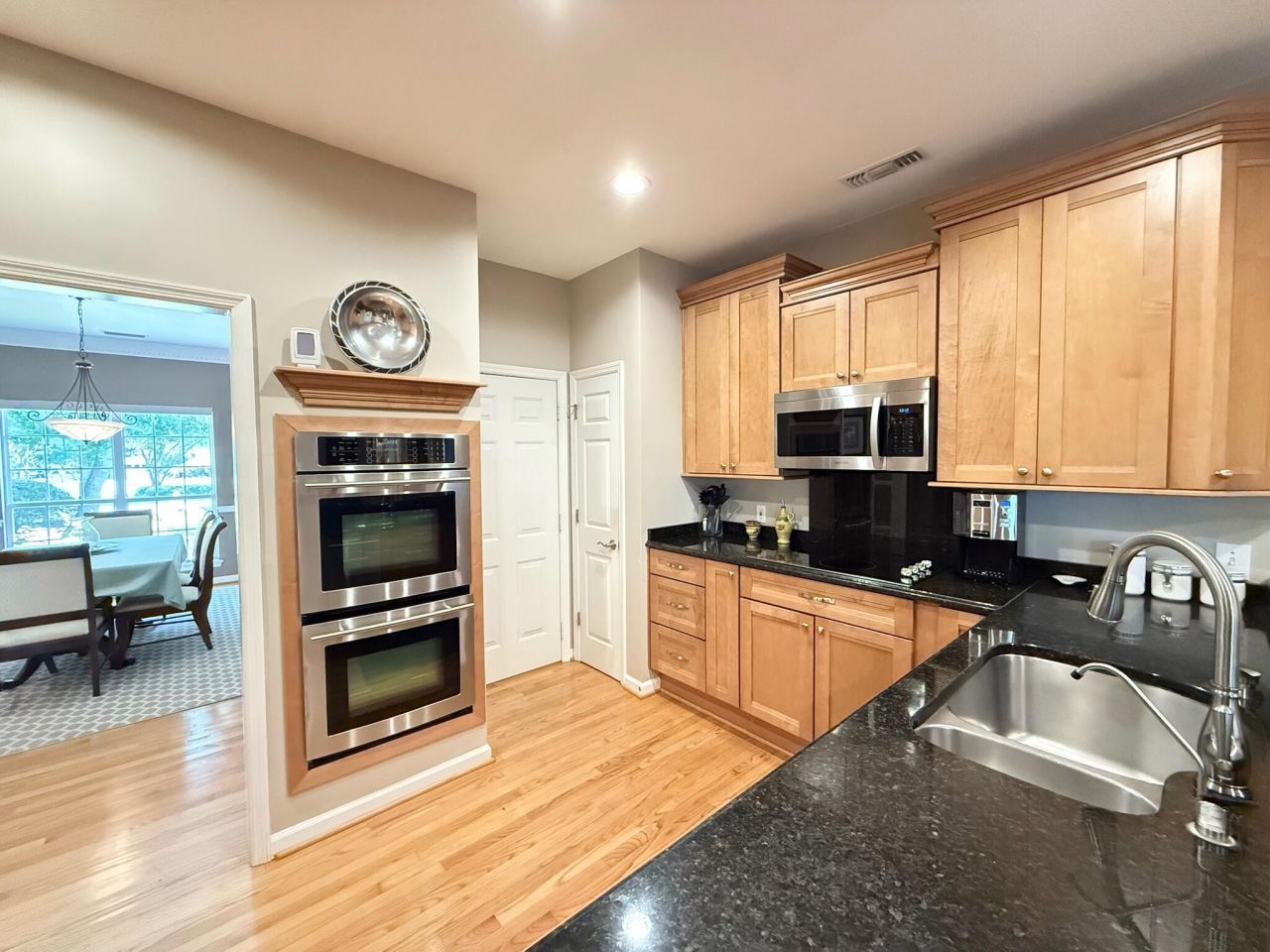 213 Ashmont Drive Photo 18