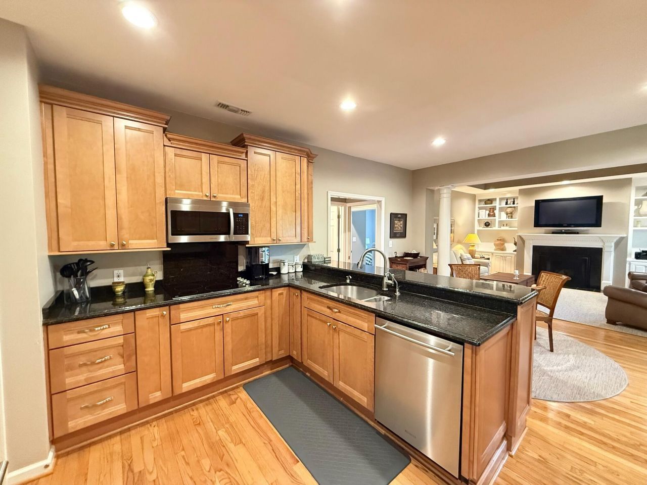 213 Ashmont Drive Photo 20