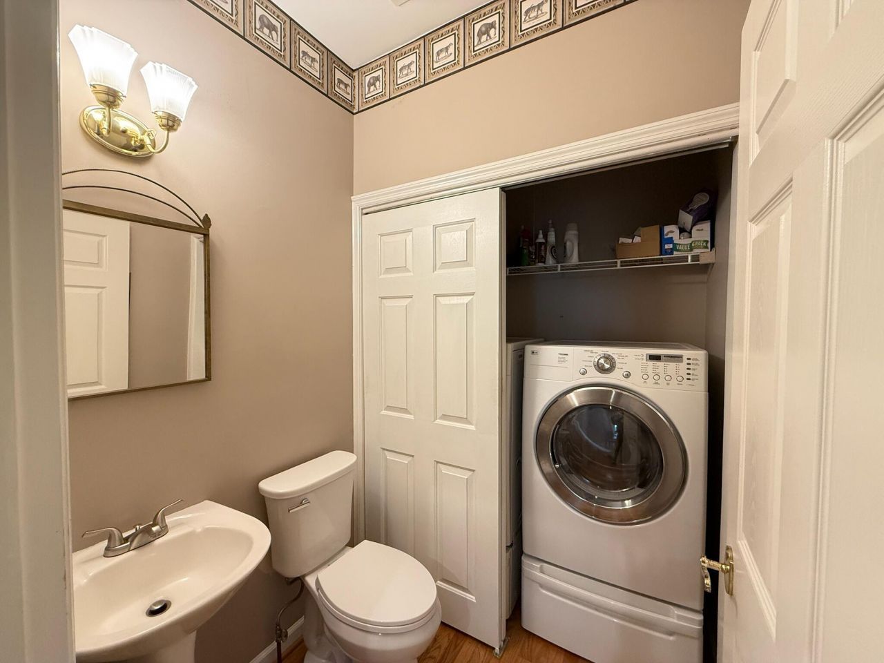 213 Ashmont Drive Photo 31