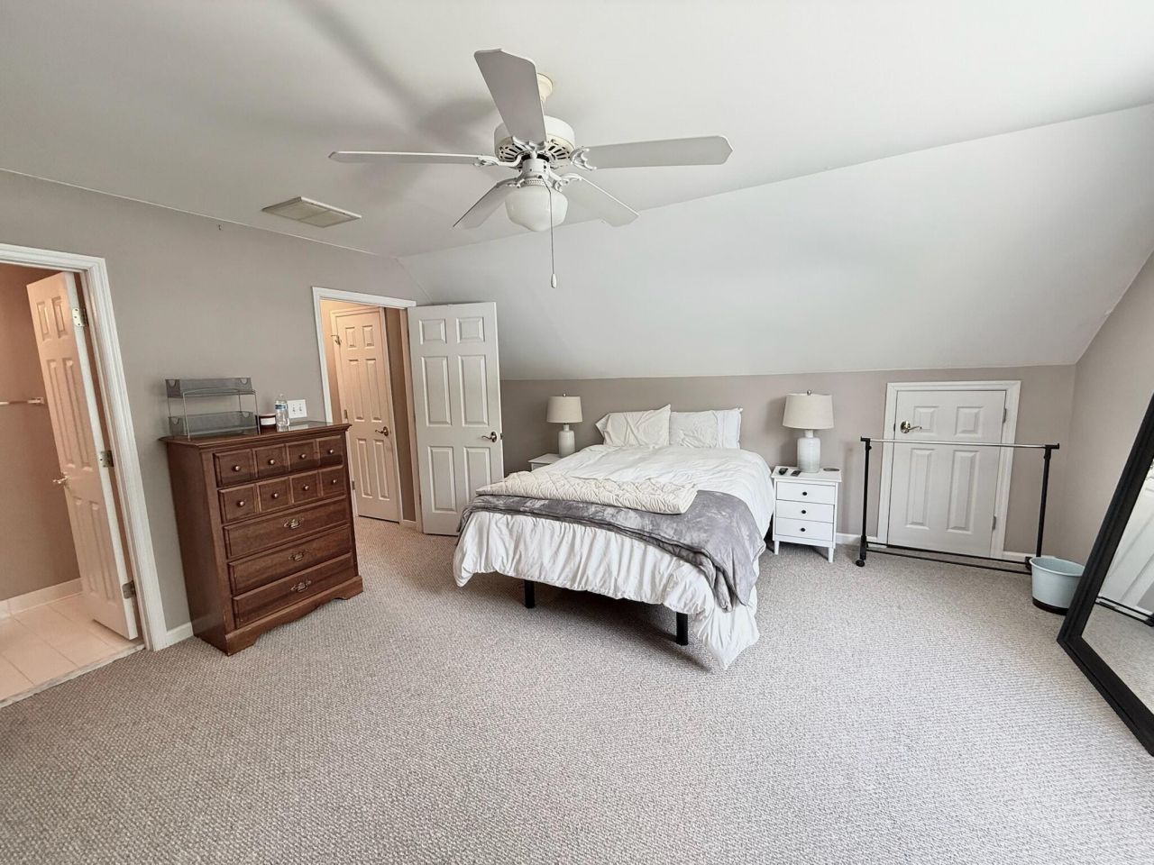 213 Ashmont Drive Photo 33