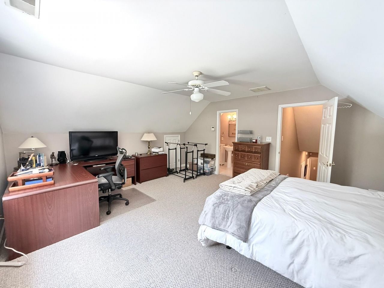 213 Ashmont Drive Photo 34