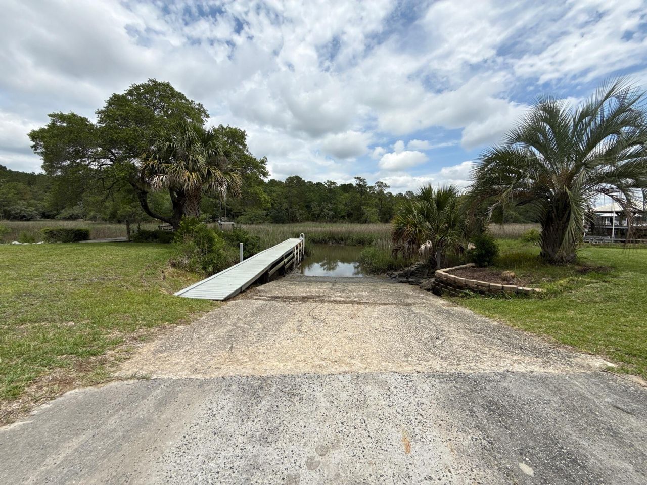 213 Ashmont Drive Photo 48