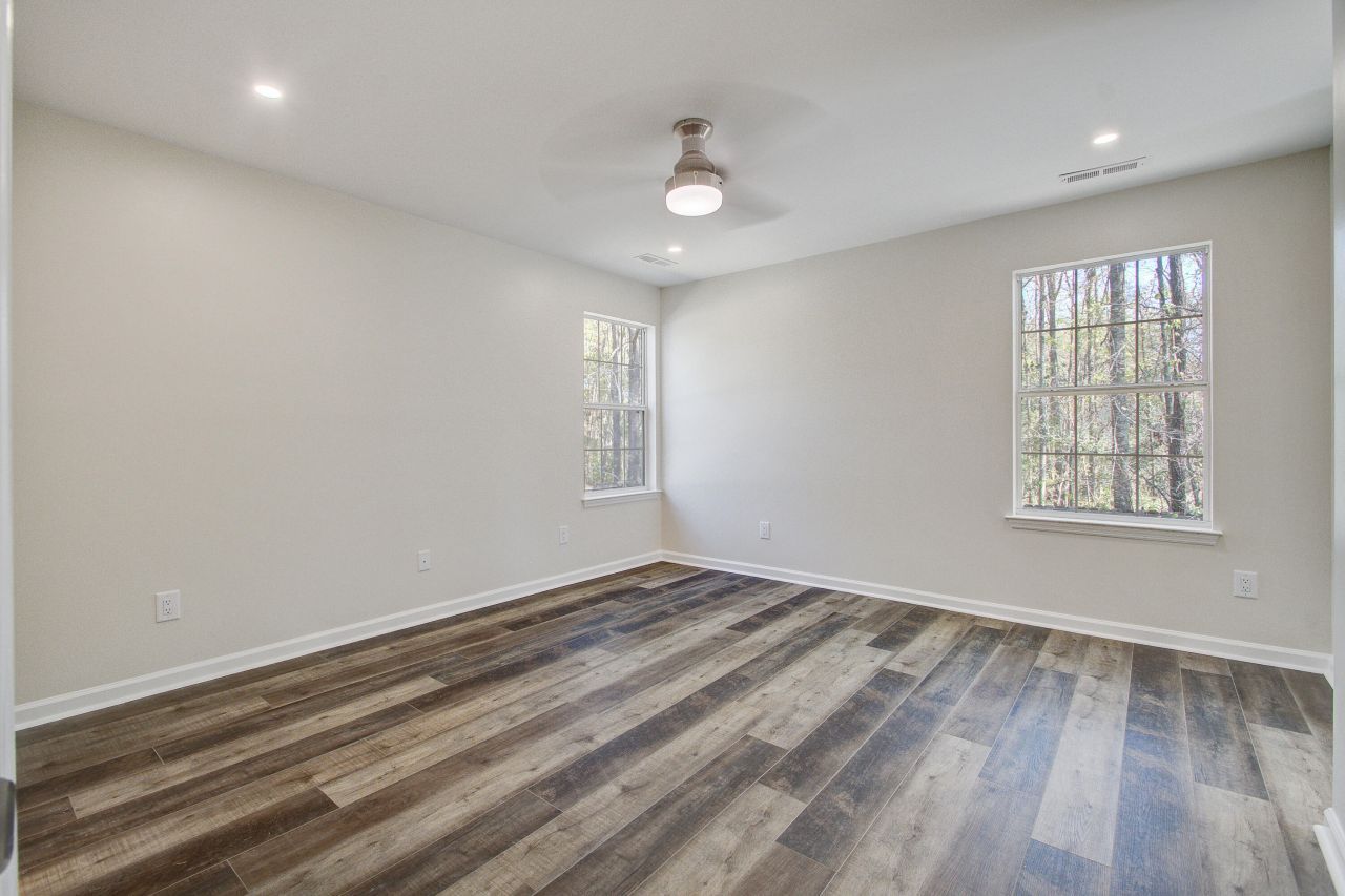 1664 Pierpont Avenue Photo 15