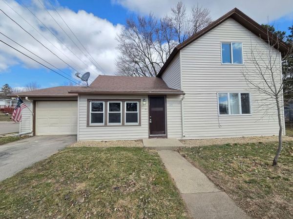 149 E 5th Street, Saint Charles, MN 55972