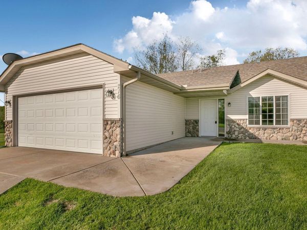 216 Appaloosa Court, Braham, MN 55006