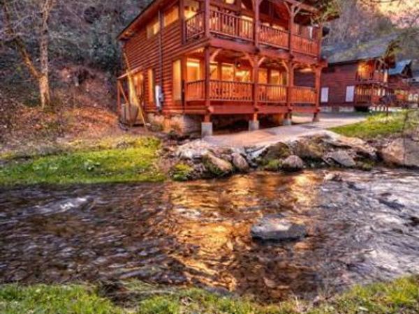 331 Caney Creek Road, Pigeon Forge, TN 37863