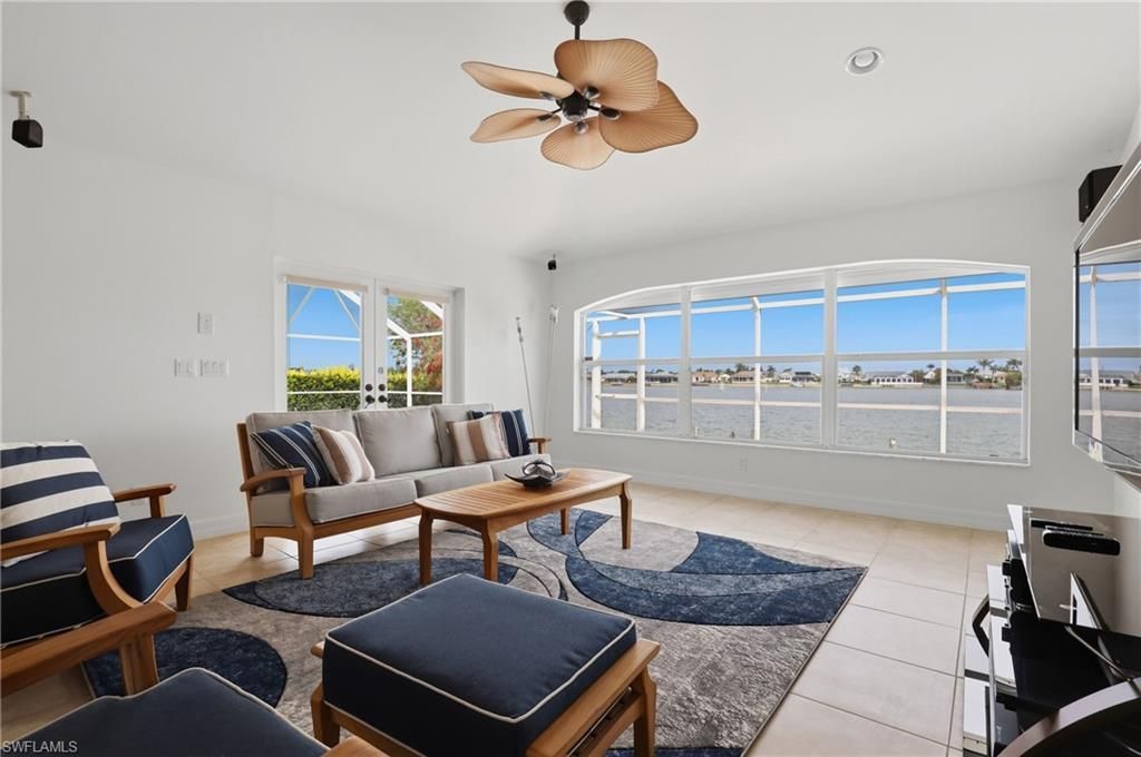 419 SW 12th St , Cape Coral, FL 33991 Photo