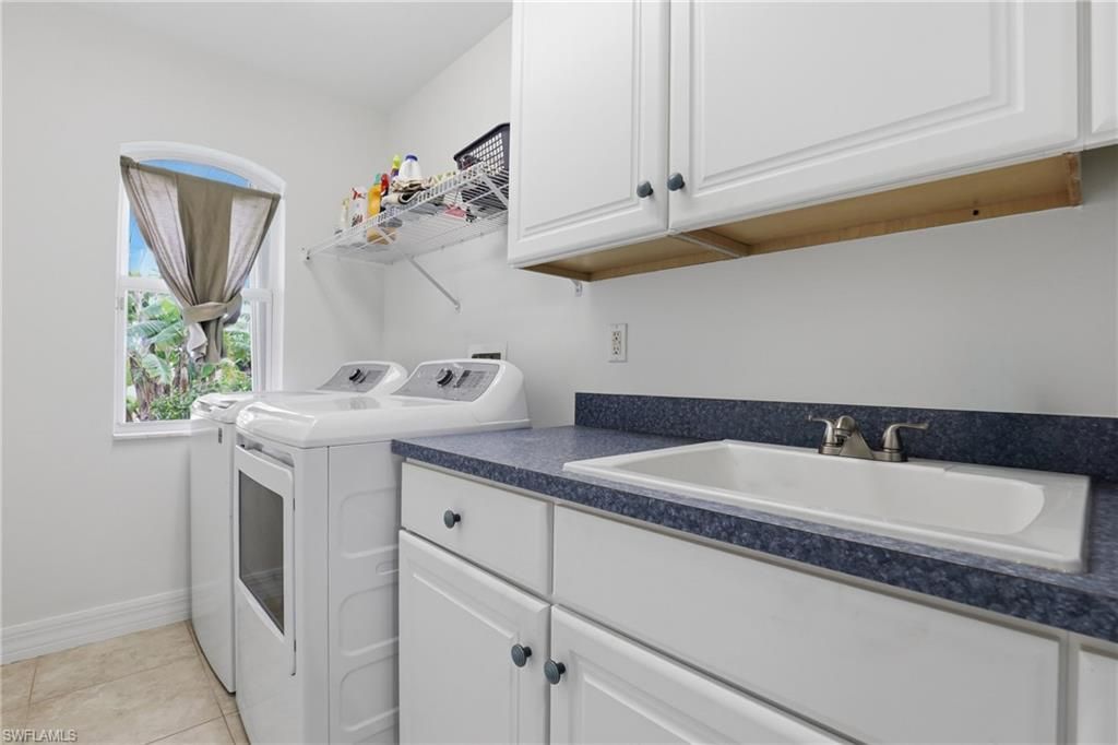 419 SW 12th St , Cape Coral, FL 33991 Photo