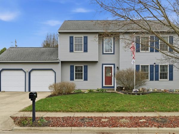 3790 Kersdale Place , Grove City, OH 43123