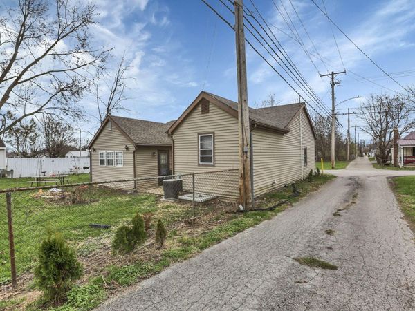 332 Fountain Avenue, Washington Court House, OH 43160