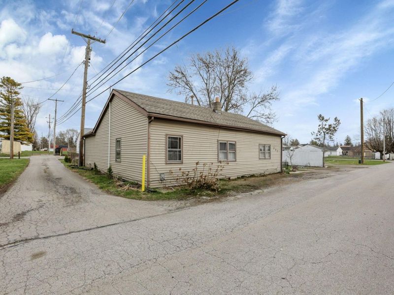 332 Fountain Avenue , Washington Court House, OH 43160 Photo 2
