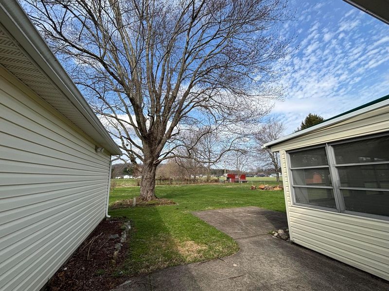 41 Oregon Avenue, Newark, OH 43055 Photo 10