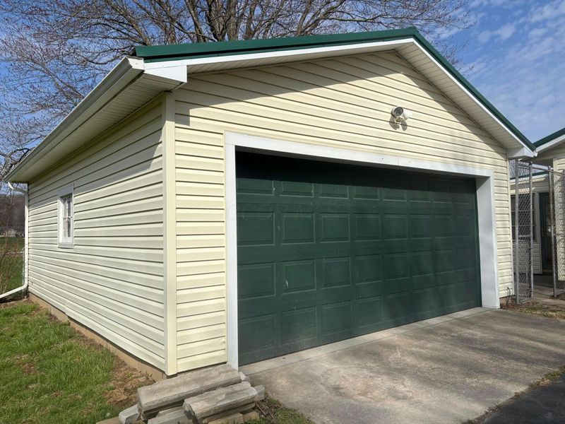 41 Oregon Avenue, Newark, OH 43055 Photo 2