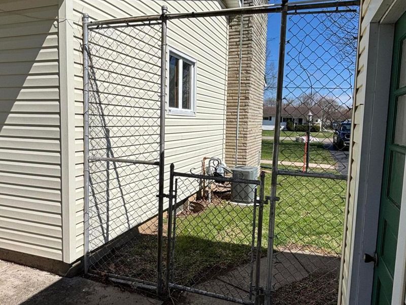 41 Oregon Avenue, Newark, OH 43055 Photo 7