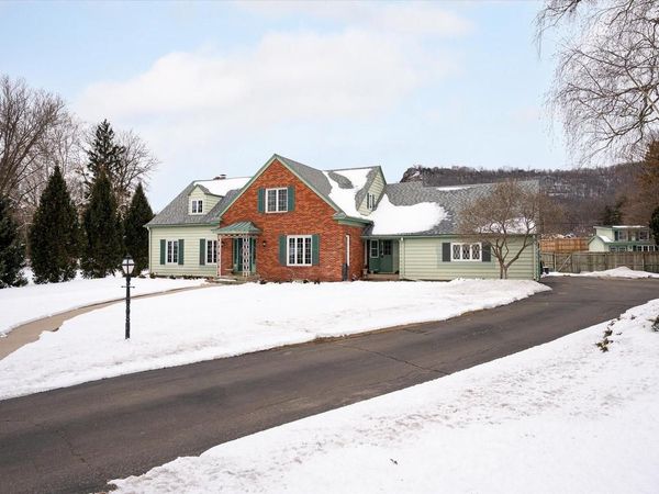 739 Cliffwood LANE, La Crosse, WI 54601