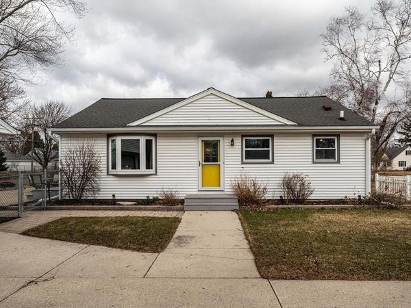 1129 3rd AVENUE, Grafton, WI 53024