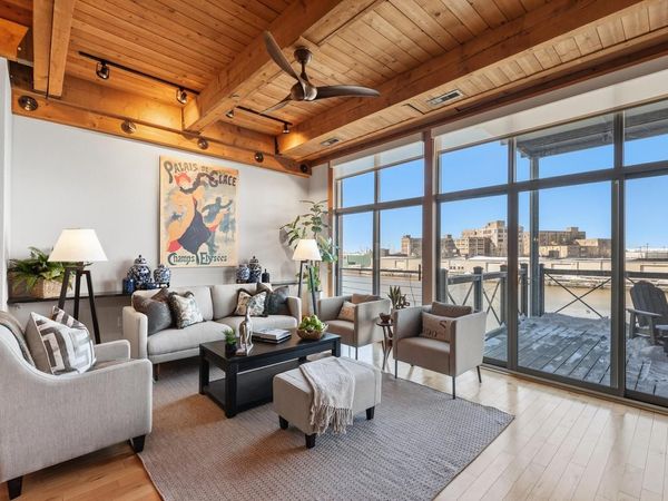 541 E Erie STREET, Unit 215, Milwaukee, WI 53202