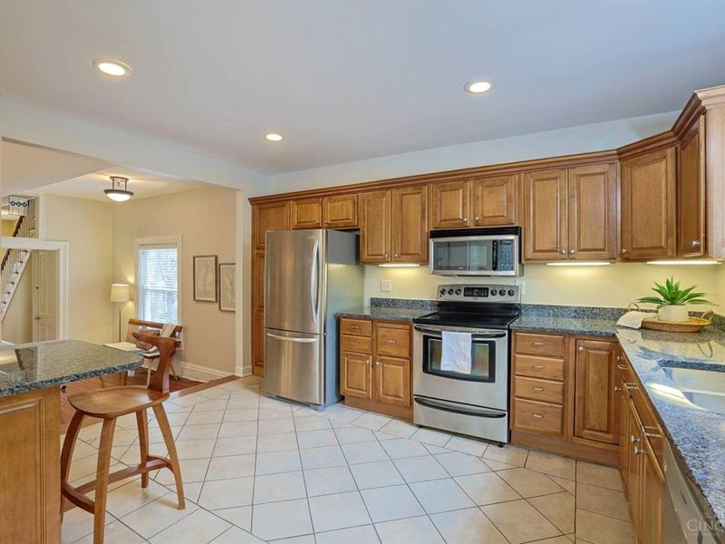 416 Torrence Court, Cincinnati, OH 45202 Photo 16