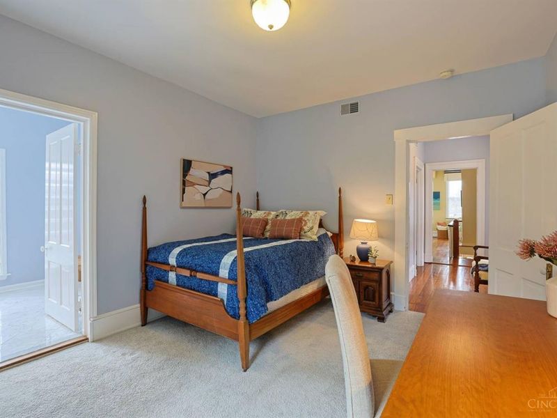 416 Torrence Court, Cincinnati, OH 45202 Photo 25