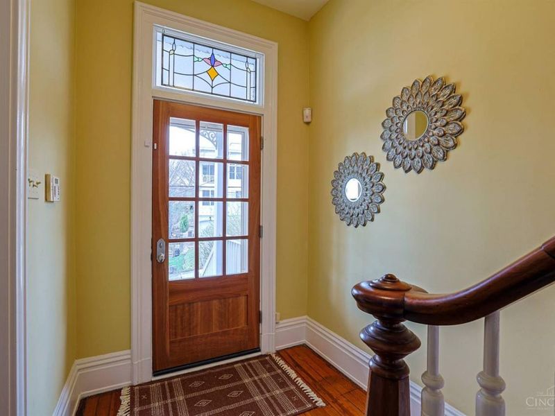 416 Torrence Court, Cincinnati, OH 45202 Photo 3