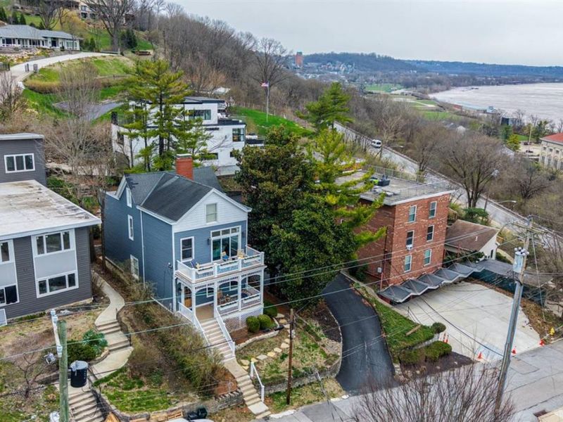 416 Torrence Court, Cincinnati, OH 45202 Photo 32