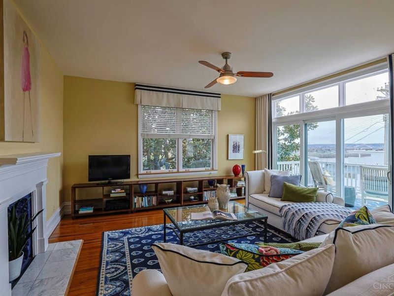 416 Torrence Court, Cincinnati, OH 45202 Photo 9