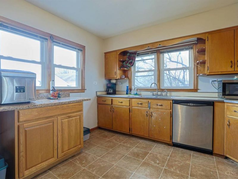 656 W Plane Street, Bethel, OH 45106 Photo 14