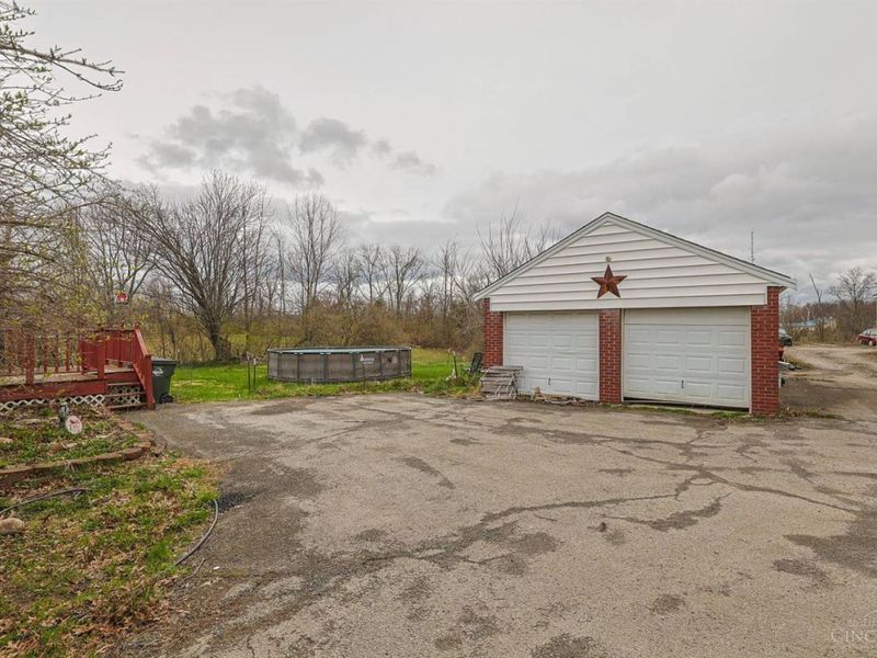 656 W Plane Street, Bethel, OH 45106 Photo 32