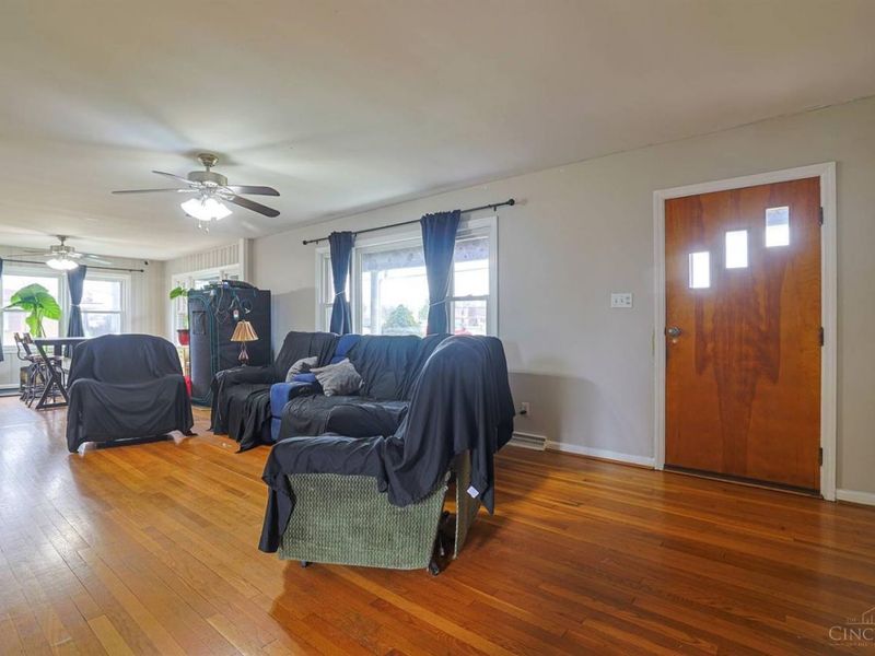 656 W Plane Street, Bethel, OH 45106 Photo 5