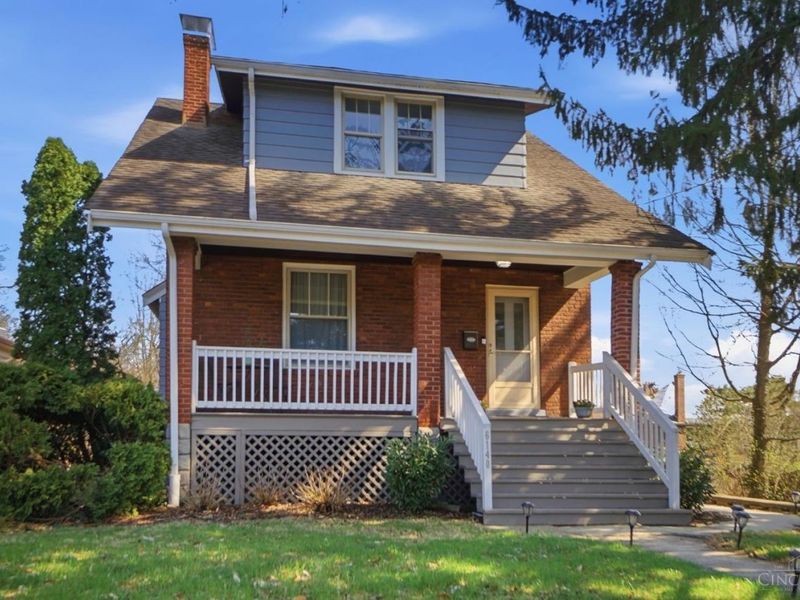 6140 Grand Vista Avenue, Cincinnati, OH 45213 Photo 1