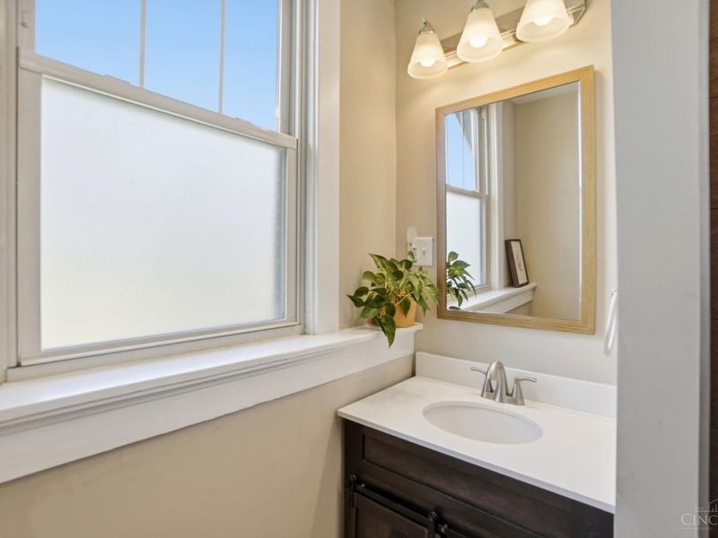 6140 Grand Vista Avenue, Cincinnati, OH 45213 Photo 26