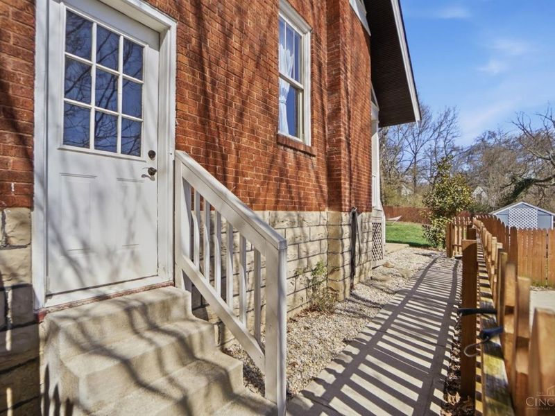 6140 Grand Vista Avenue, Cincinnati, OH 45213 Photo 44