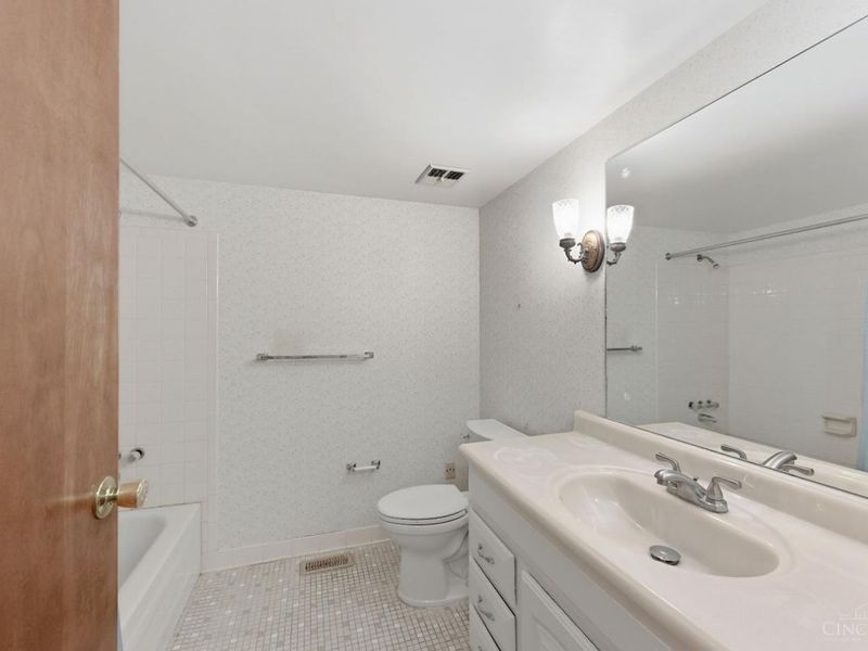 1545 Parliament Court, Fairfield, OH 45014 Photo 39