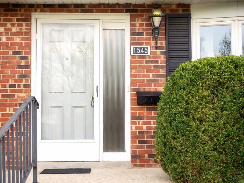 1545 Parliament Court, Fairfield, OH 45014 Photo 4