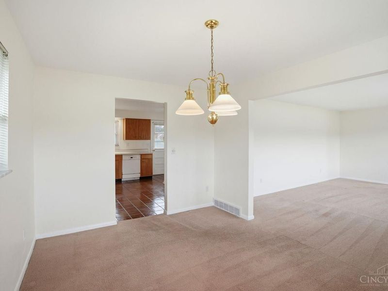 7281 Winton Road, Cincinnati, OH 45224 Photo 10