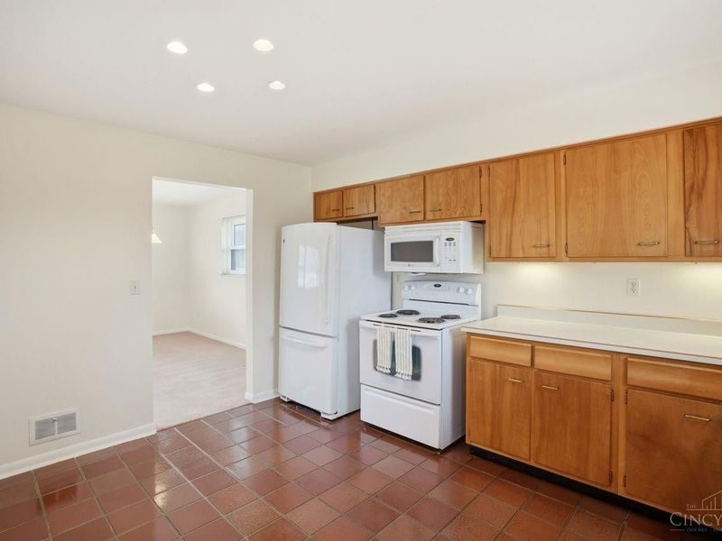 7281 Winton Road, Cincinnati, OH 45224 Photo 9