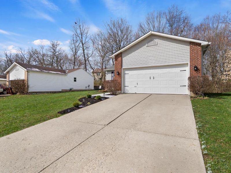 19 Bobwhite Court, Pierce Twp, OH 45102 Photo 2