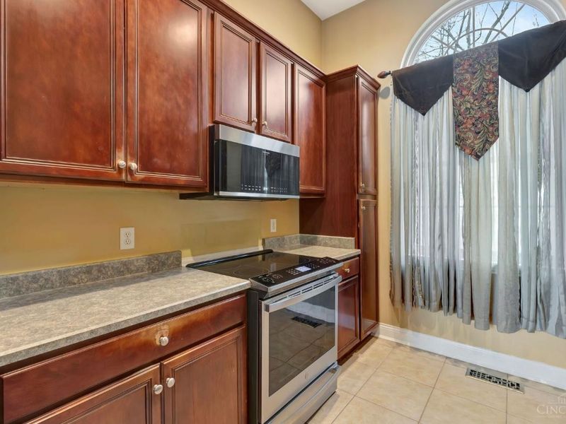 550 Aston View Lane, Cleves, OH 45002 Photo 11