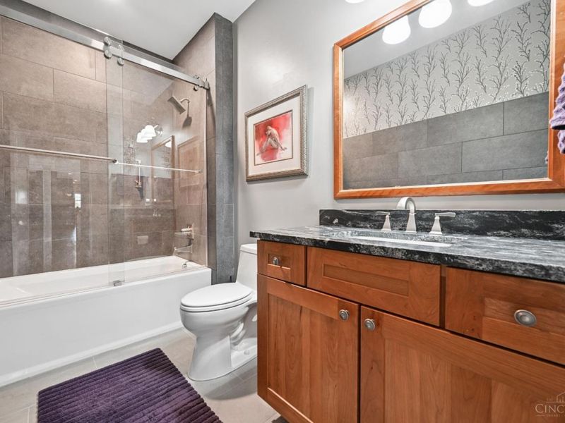 9867 Laurel Glen Drive, Loveland, OH 45140 Photo 16