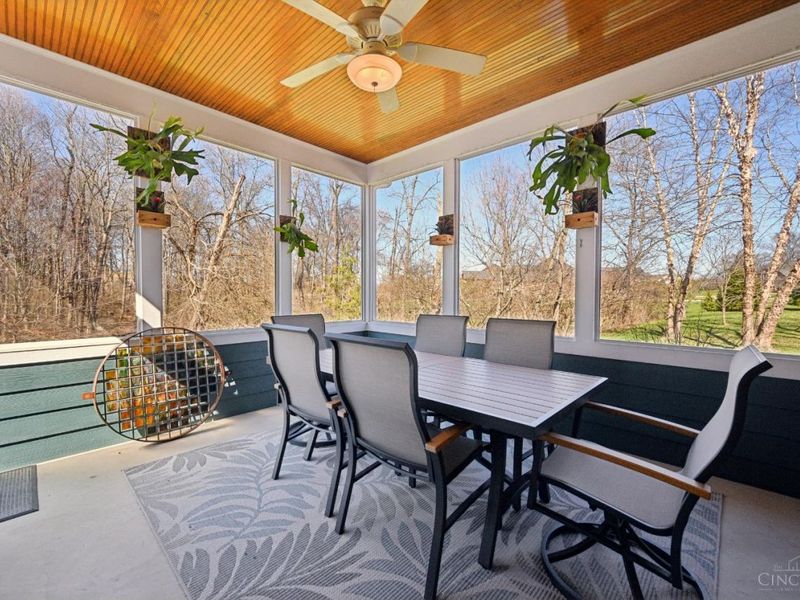 9867 Laurel Glen Drive, Loveland, OH 45140 Photo 17