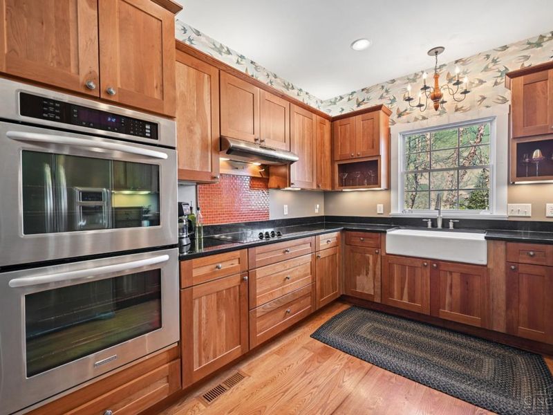 9867 Laurel Glen Drive, Loveland, OH 45140 Photo 8