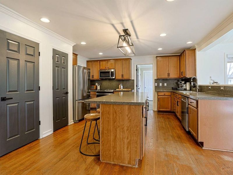 1430 Tecumseh Drive, Hamilton Twp, OH 45039 Photo 12