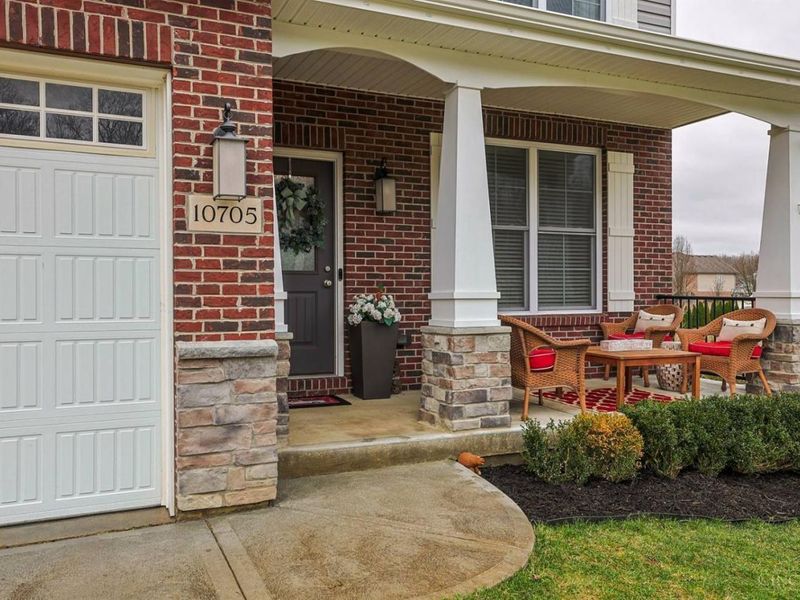 10705 Carolina Pines Drive, Harrison, OH 45030 Photo 4