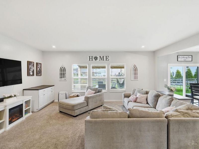 7178 Redridge Drive, Cleves, OH 45002 Photo 4