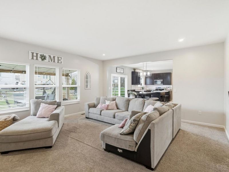 7178 Redridge Drive, Cleves, OH 45002 Photo 6