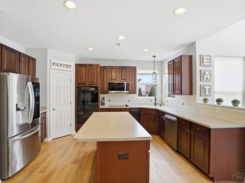 6973 Cottonwood Court, Hamilton Twp, OH 45039 Photo 20