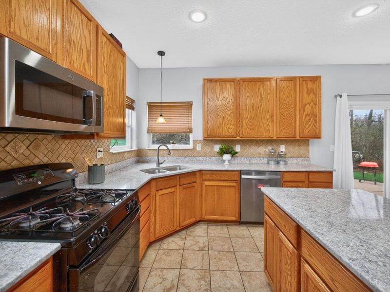 7497 Burton Drive, Liberty Township, OH 45044 Photo 8