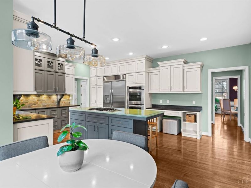 8590 Trillium Ridge Lane, Anderson Twp, OH 45255 Photo 14