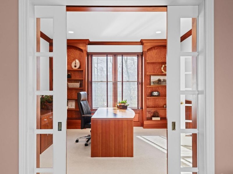 8590 Trillium Ridge Lane, Anderson Twp, OH 45255 Photo 6