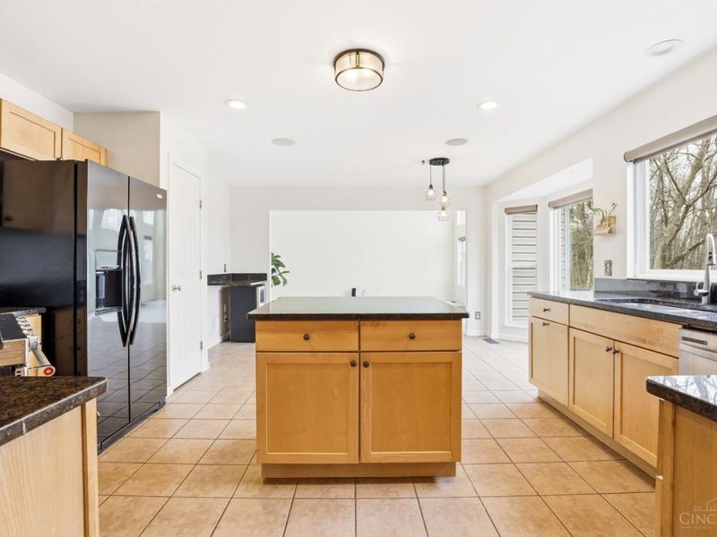 242 County Down Lane, Loveland, OH 45140 Photo 15